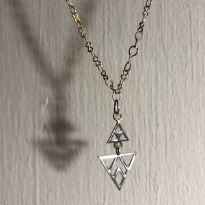 Geometric Choker